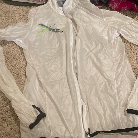 Primal white wind breaker - Picture 1 of 2